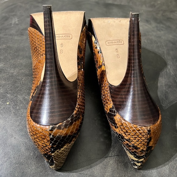 Coach Python Pumps Size 9 - Picture 7 of 12